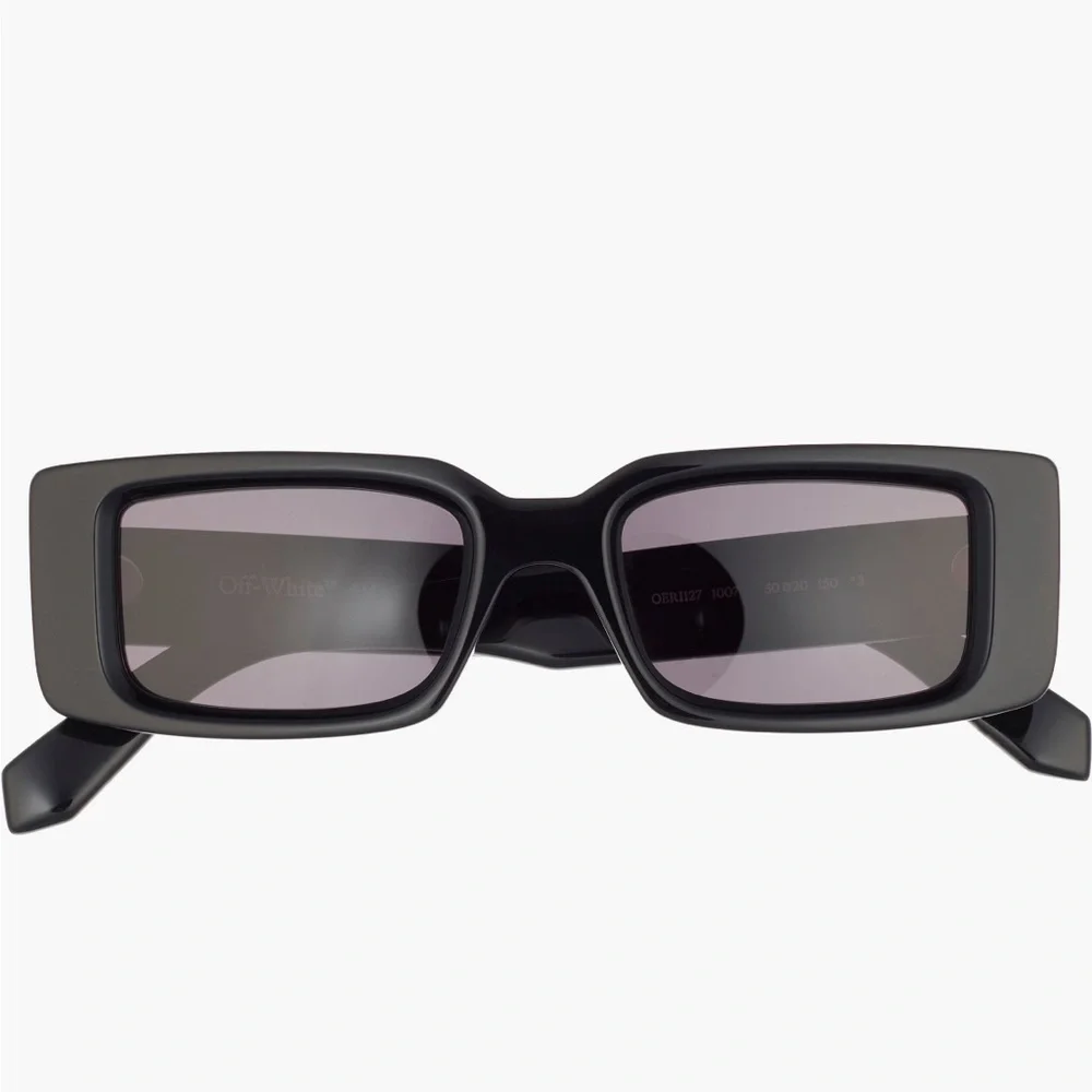 Off-White Arthur Sunglasses OERI016C99PLA0011007 Black Frame Dark Grey Lens